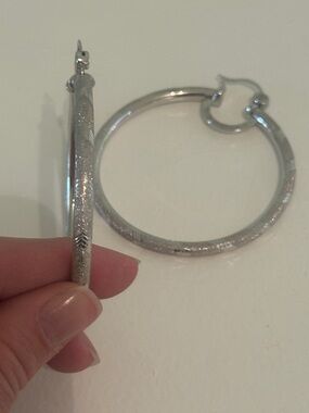 Textured Silver Hoop Earrings - Women's Fashion Hoops